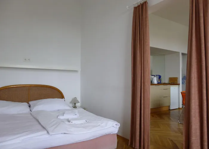 Aparthotel Haus Max 3*