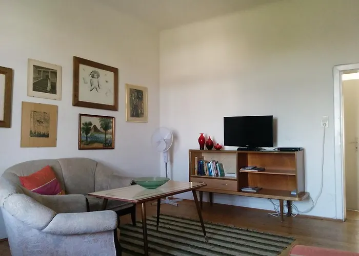 Aparthotel Haus Max 3*