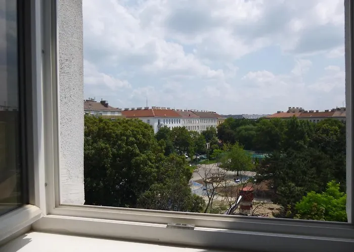 Aparthotel Haus Max 3*